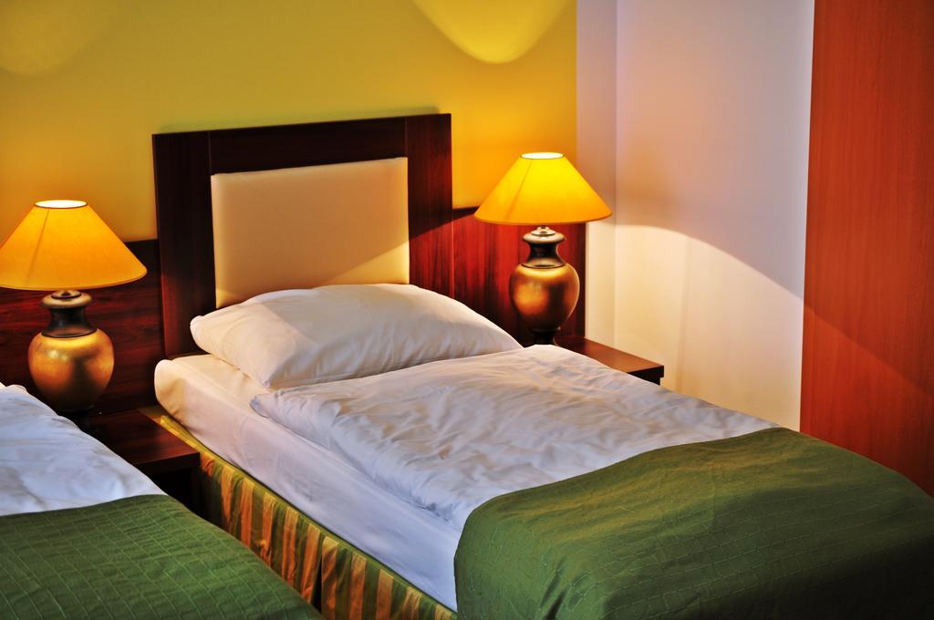 Abe Hotel Prag Exteriör bild